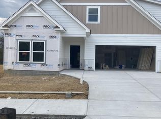 1059 Silverpine Dr, Chattanooga, TN 37421