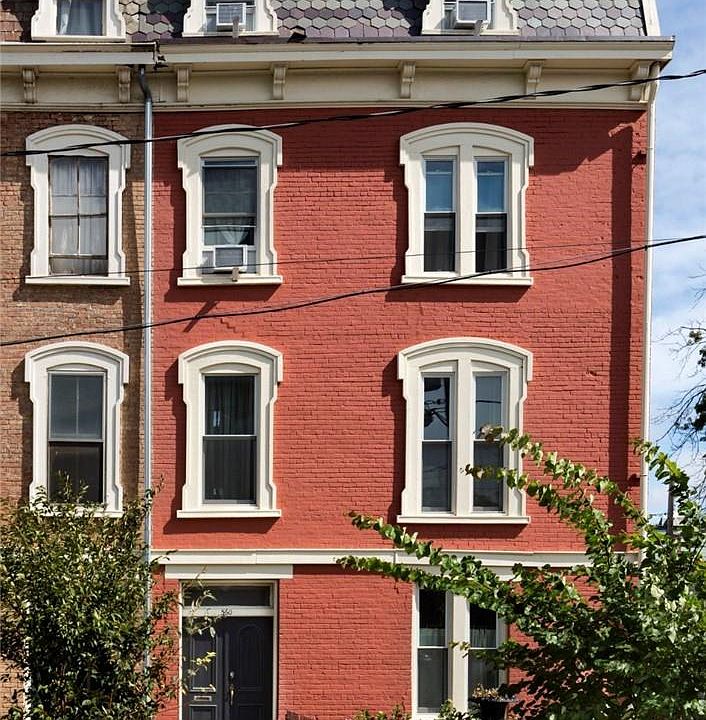1st image of 560 Columbia Street