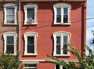 560 Columbia St, Hudson, NY 12534