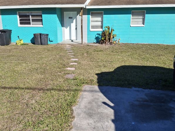 2528 SW Lois Ave #2530