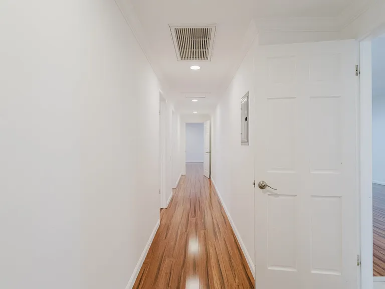 17419 Blackhawk St — Photo 38
