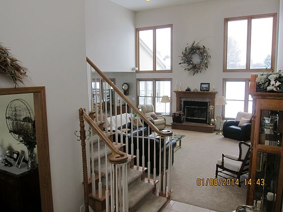 5th image of 7530 Cloudberry Ln NE