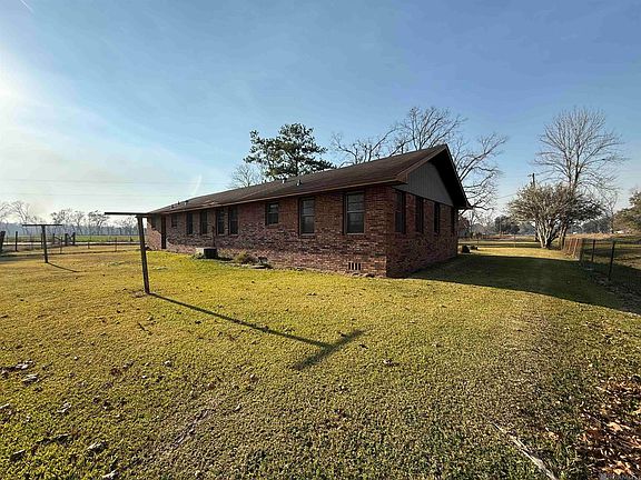 3rd image of 4188 Dearing Ln