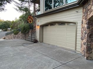 4217 Los Olivos Ct, Santa Rosa, CA 95404