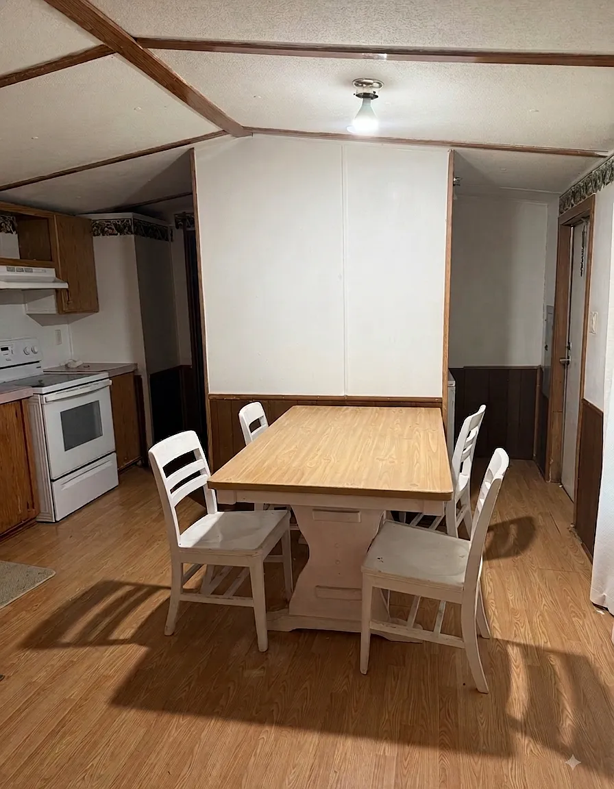 2 bed, 950 sqft, $1,200 — Photo 3
