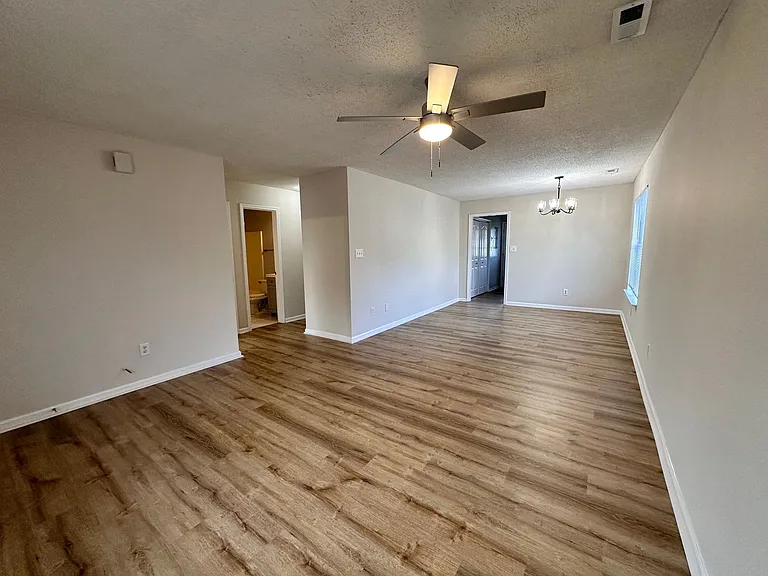 309 Tylers Way — Photo 4