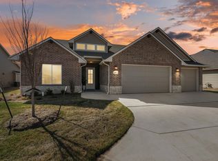 811 N Thornton St, Wichita, KS 67235