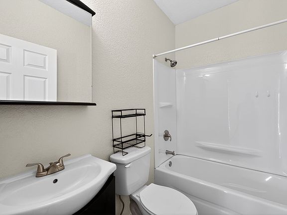 5th image of 7203 Sunnybrook Blvd