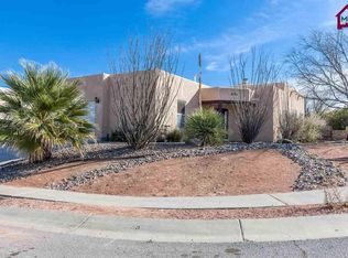 2924 Scenic Cir, Las Cruces, NM 88011