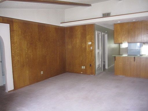2nd image of 402 NW 25th St