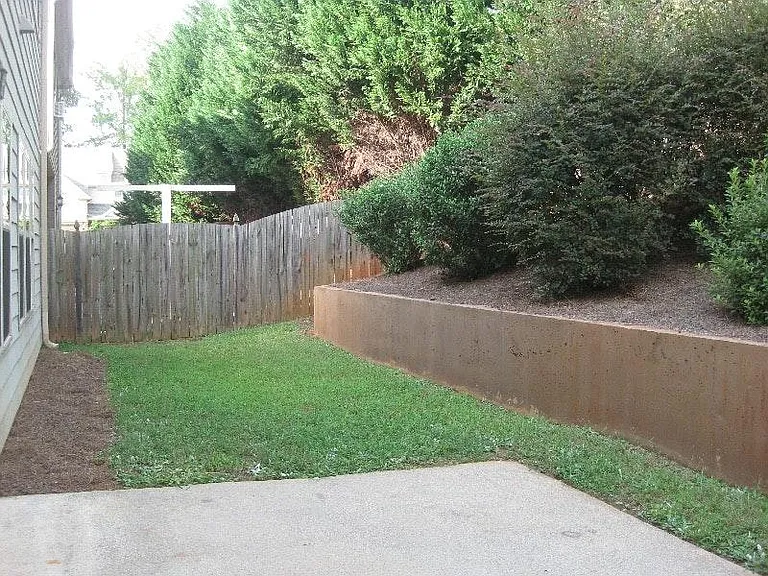 416 Belmont Way — Photo 13
