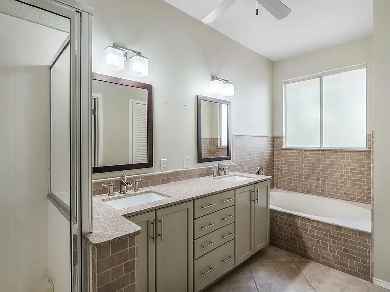 6664 Ruxton Ln — Photo 10