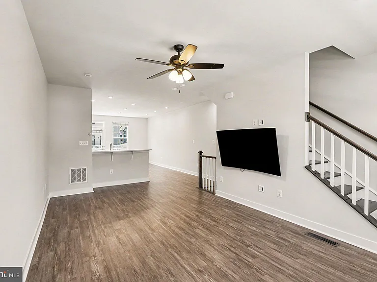 2616 Velocity Rd — Photo 5