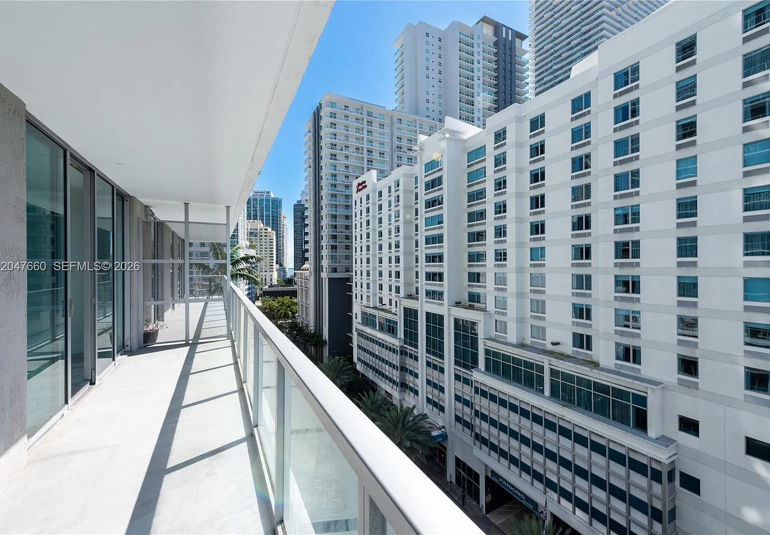 The Axis On Brickell Cond — Photo 3