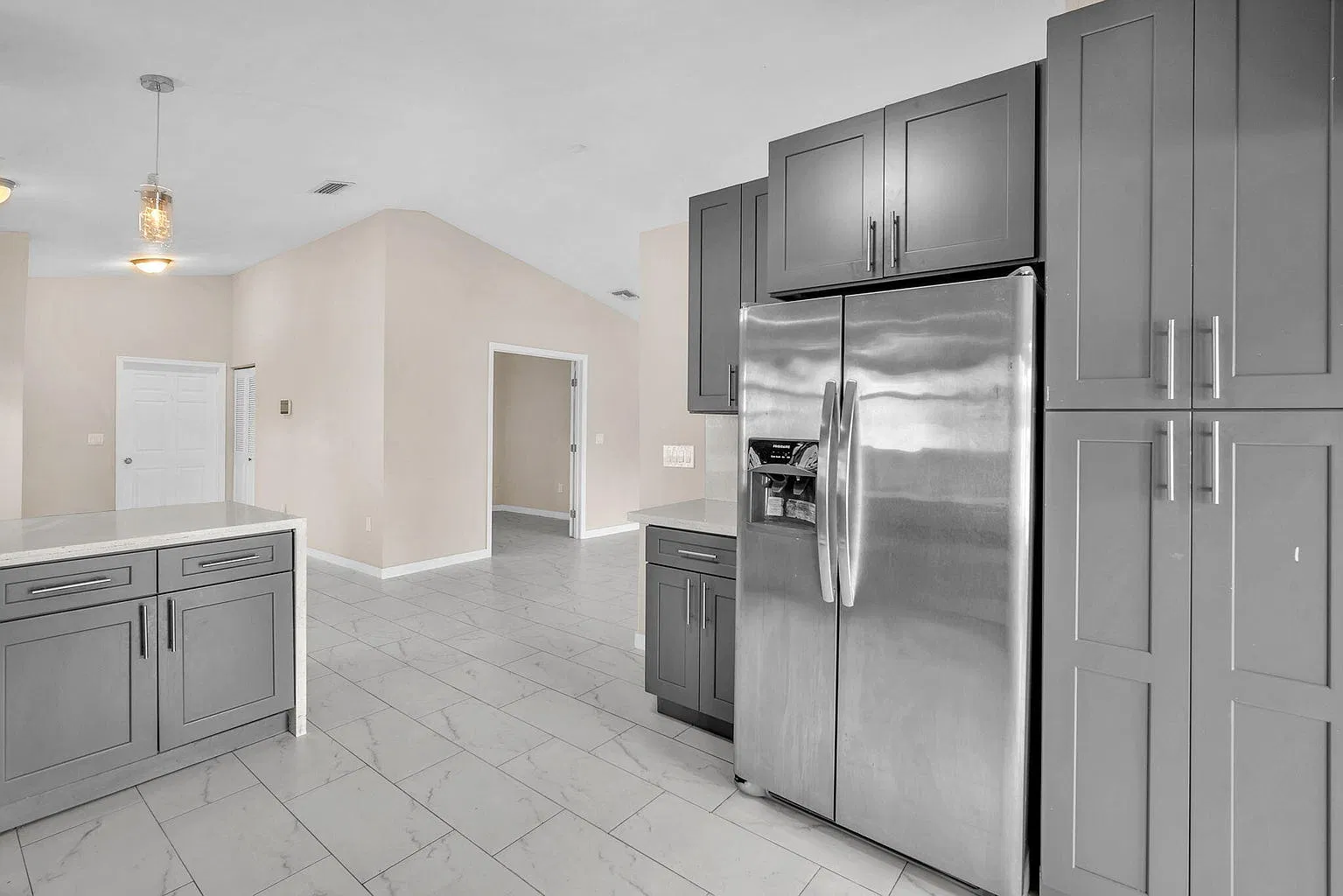 3 bed, 1782 sqft, $3,800 — Photo 4