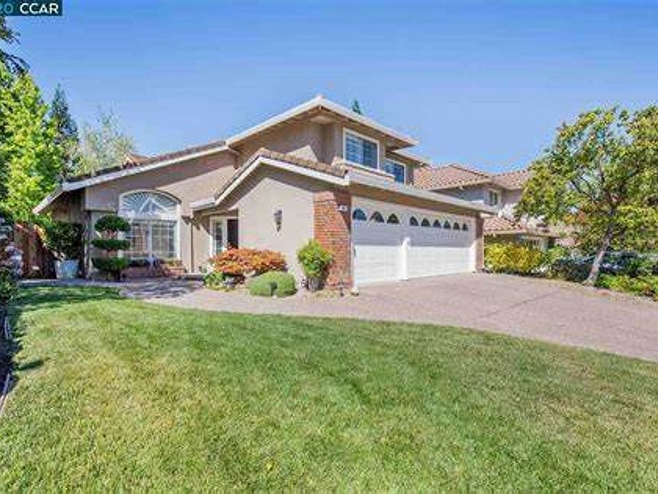 1st image of 35 Gold Creek Ct
