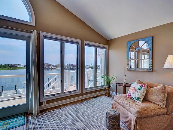 4th image of 26 Harborside Dr E
