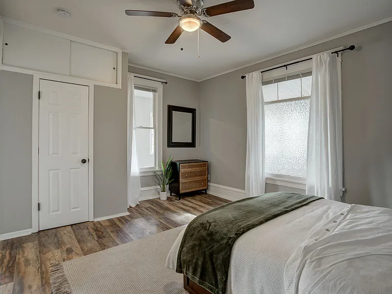 1505 Main St NE #1 — Photo 8