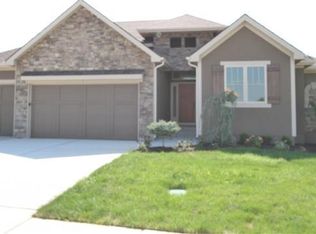 4913 N Montebella Dr, Riverside, MO 64150