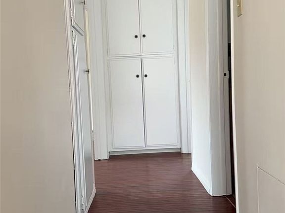 5th image of 33 Bonita St #4