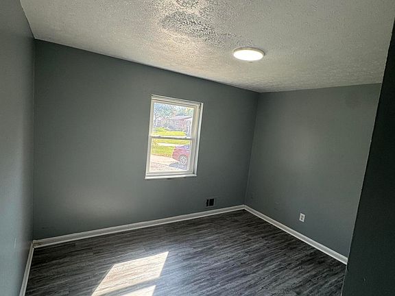 5th image of 9600 Britannia Ct