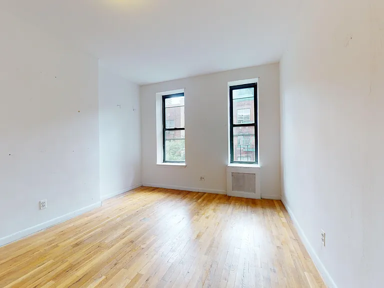 309 E 90th St #5 — Photo 8