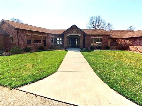 111 Faries Park