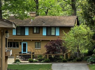 38 Oak Birch Dr, Williams Bay, WI 53191