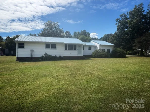 335 Plank Rd, Wadesboro, NC 28170