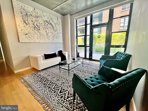 4th image of 317-319 Vine St #110
