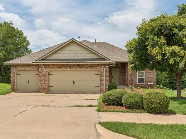 2613 Green Canyon Dr, Edmond, OK 73013