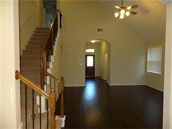 4th image of 6410 Papaya Bend Dr