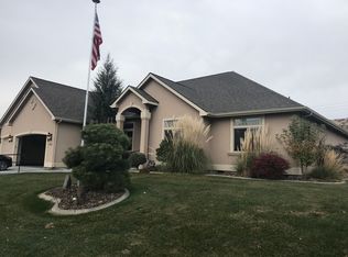 436 Cherry Blossom Loop, Richland, WA 99352
