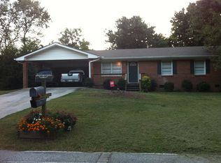 768 S Pine St NE, Conyers, GA 30012