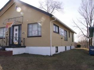 7956 Page Ave, Saint Louis, MO 63133