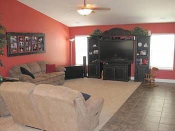 3rd image of 1200 E Bradstock Way