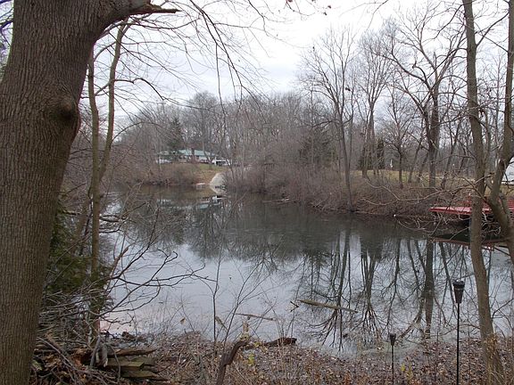 3rd image of S Shawnee Dr