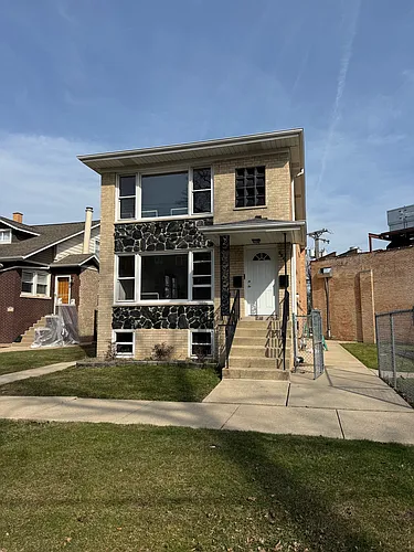 6849 N Overhill Ave Photo 1