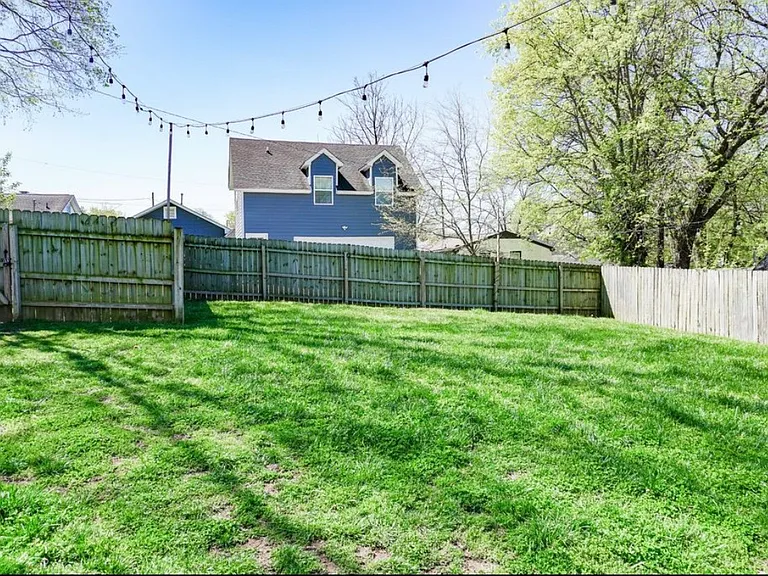 948 W Greenwood Ave — Photo 34