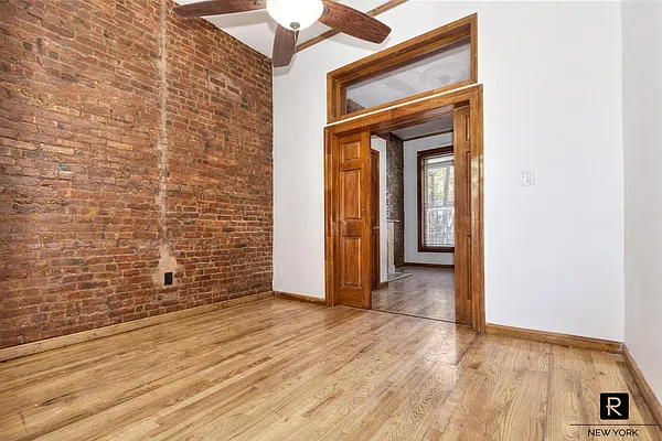 Rented by R New York | media 28