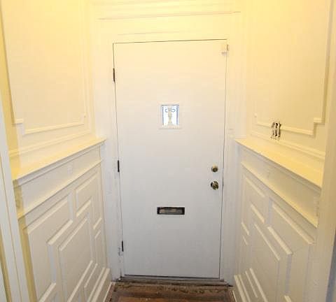 4th image of 5833 Pine St