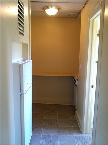 Unit #2 Kitchen (1 of 3)