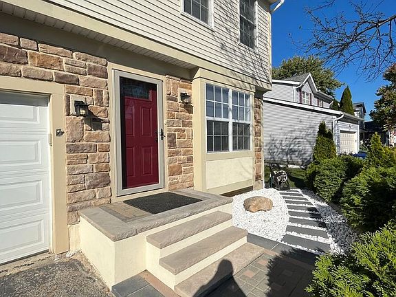 2nd image of 5090 Silver Bow Dr