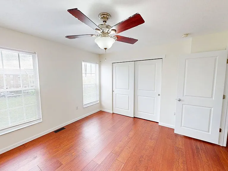 5288 Royal Arch Cascade Dr — Photo 18