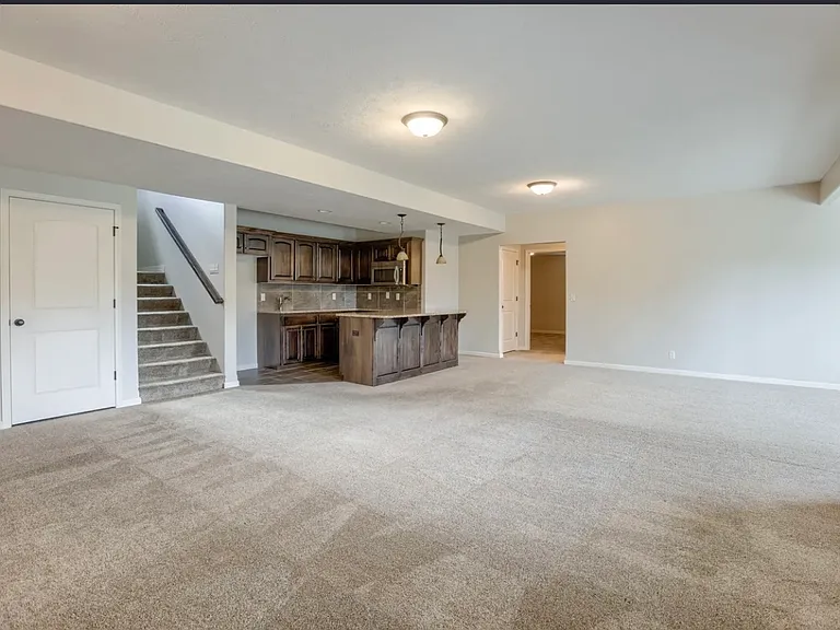 18922 Ruggles St — Photo 32