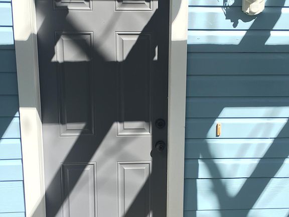 3rd image of 513 E Amelia St #A
