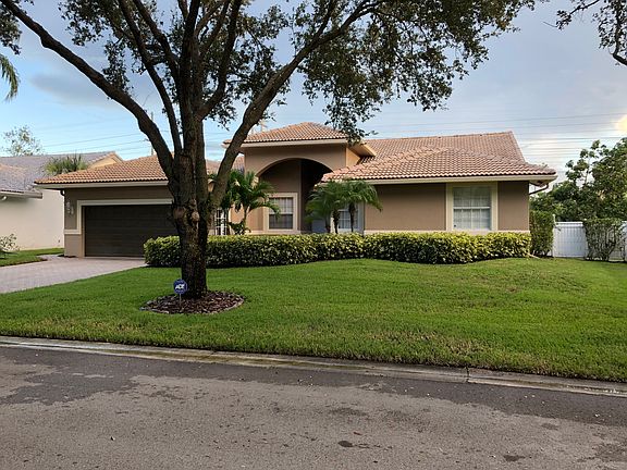 2nd image of 6770 NW 41st St