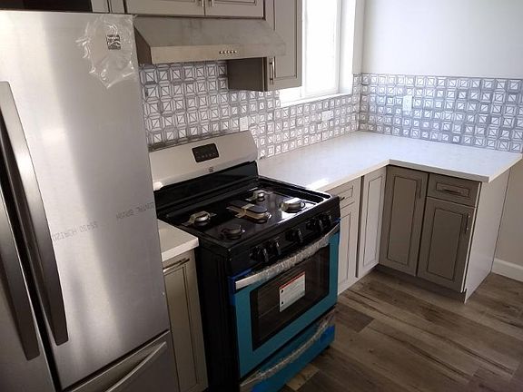 3rd image of 12120 La Maida St #2