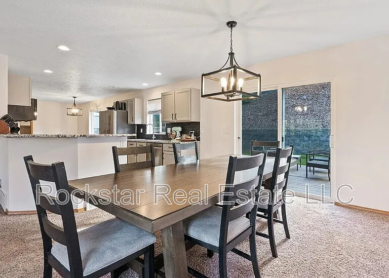 607 W Persimmon Ln — Photo 32