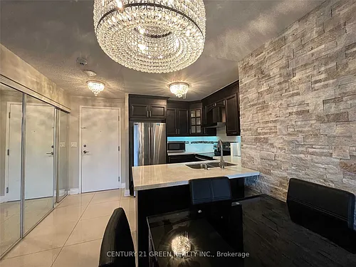 3888 Duke Of York Blvd Photo 1